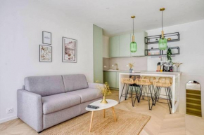 Bel appartement pour 6 personnes proche Champs Elysees